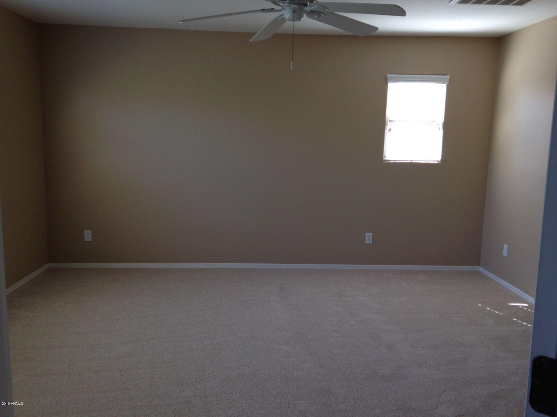 2572 East Megan Street Gilbert, AZ 85295 - Photo 4 of 16 H 17