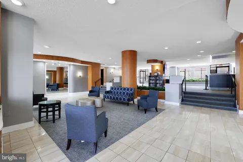 $145,000 | 2500 North Van Dorn Street, Unit 1118, Alexandria, VA 22302