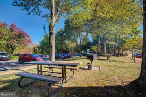 $145,000 | 2500 North Van Dorn Street, Unit 1118, Alexandria, VA 22302