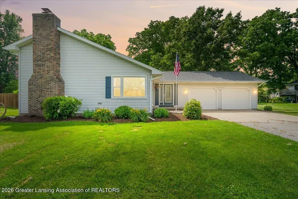$275,000 | 102 Wicklow Road, Eaton Rapids, MI 48827