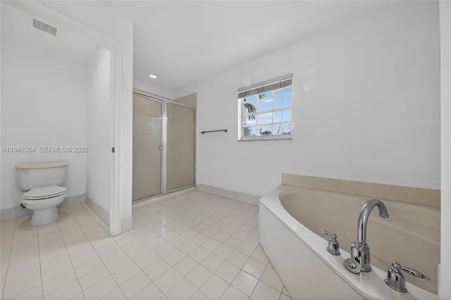 $2,950 | 4645 Southwest 75th Way, Unit 4645, Davie, FL 33314