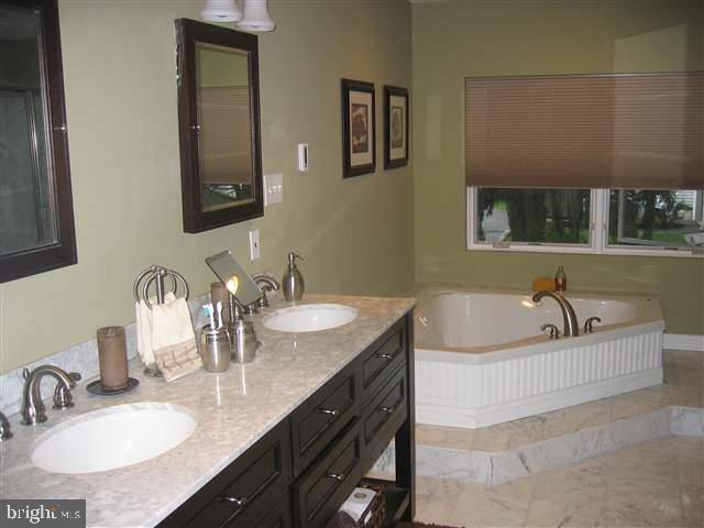 448 Creston Road Camp Hill, PA 17011 - Photo 10 of 21 Gallery Image 10