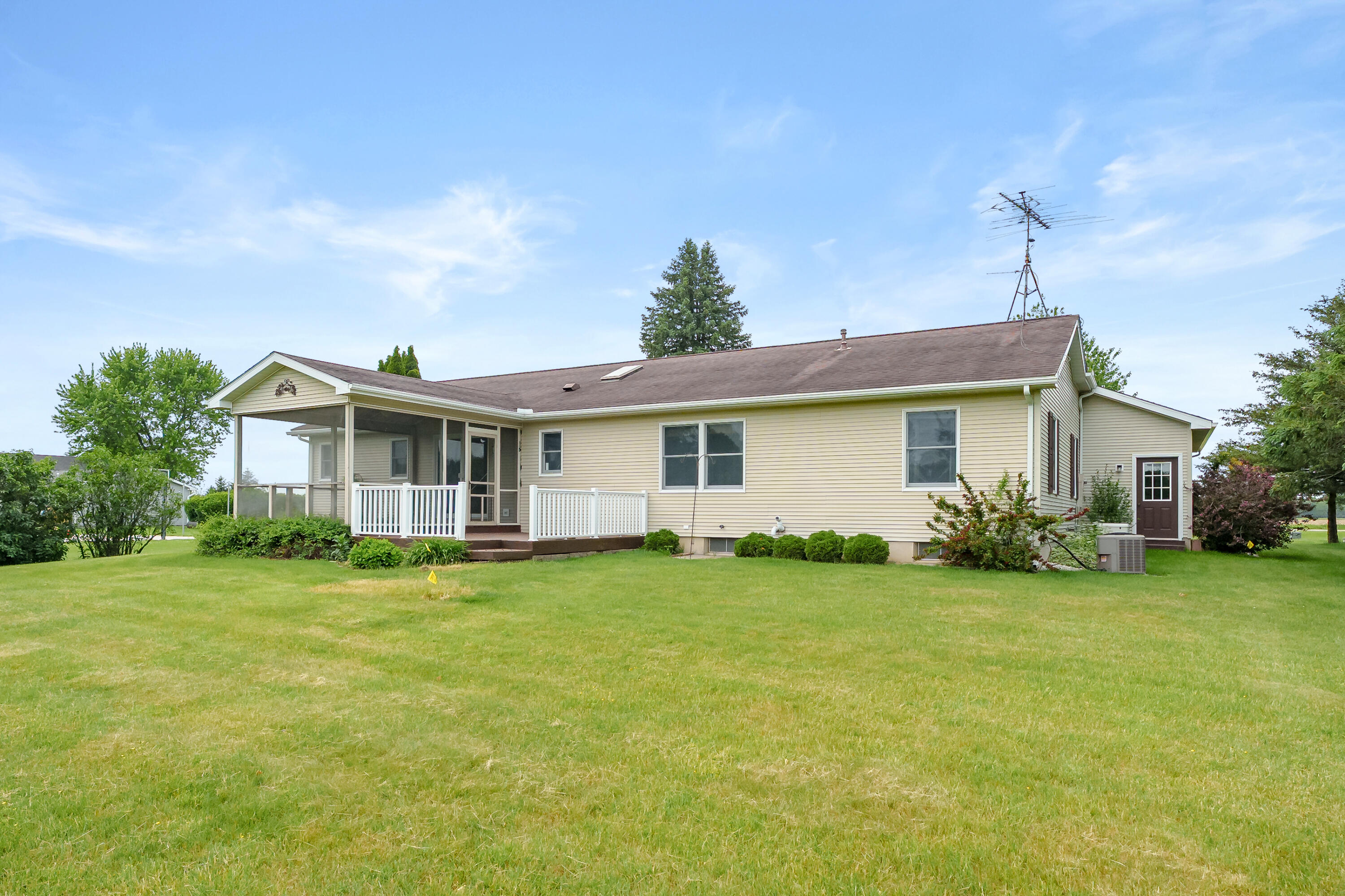 52495 Pulver Road Three Rivers, MI 49093 - Photo 32 of 36 Exterior