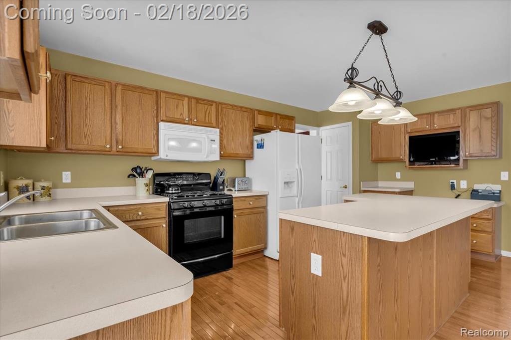 379 Springfield Drive Canton, MI 48188 - Photo 12 of 53 Gallery Image 12