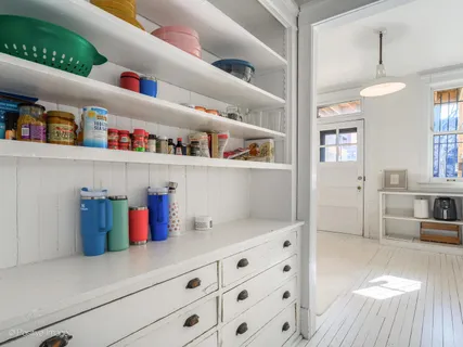 $295,000 | 1365 East 52nd Street, Unit 1E, Chicago, IL 60615