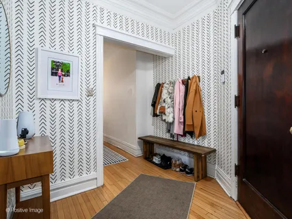 $295,000 | 1365 East 52nd Street, Unit 1E, Chicago, IL 60615