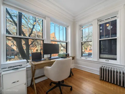 $295,000 | 1365 East 52nd Street, Unit 1E, Chicago, IL 60615