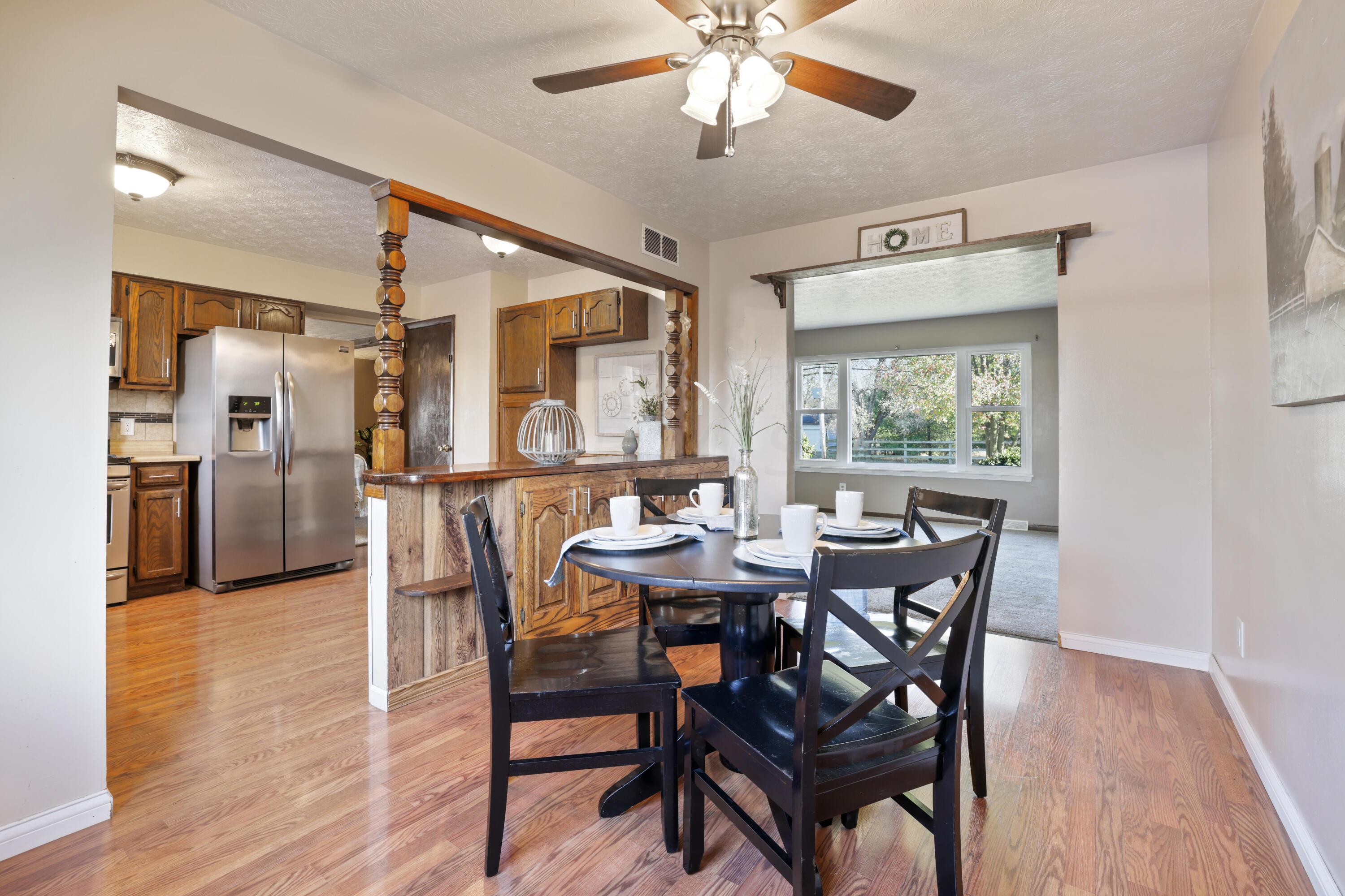 1725 Demorest Road Columbus, OH 43228 - Photo 25 of 75 Dining Room