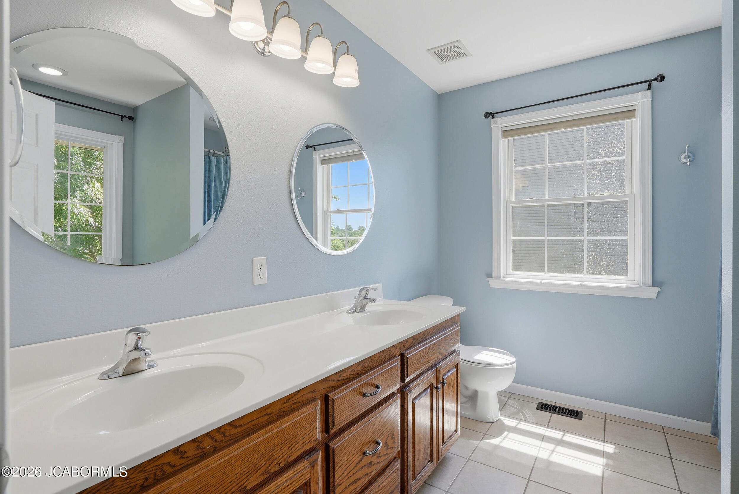 1192 Choctaw Ridge Drive Holts Summit, MO 65043 - Photo 26 of 48 Primary Bathroom