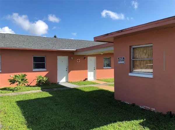 $1,250 | 704 Southeast 46th Lane, Unit B, Cape Coral, FL 33904