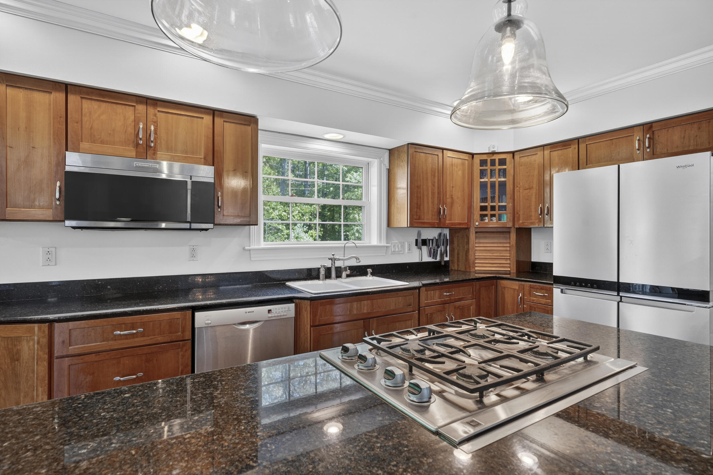 33 Taywood Road Auburn, ME 04210 - Photo 21 of 75 Custom built!