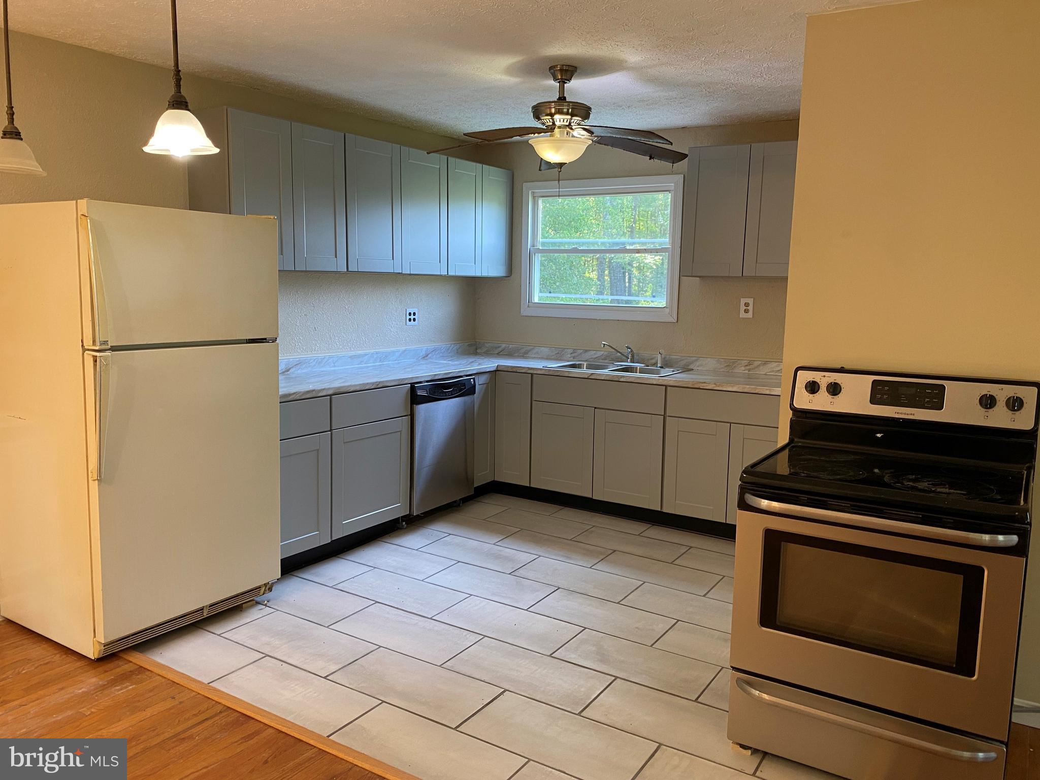 3221 Winding Road Partlow, VA 22534 - Photo 4 of 10