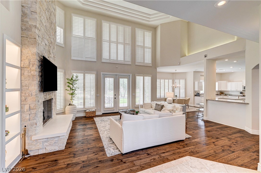 8901 Robinson Ridge Drive Las Vegas, NV 89117 - Photo 9 of 94