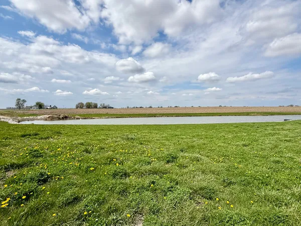 $27,000 | 218 North Pointe Drive, Gifford, IL 61847