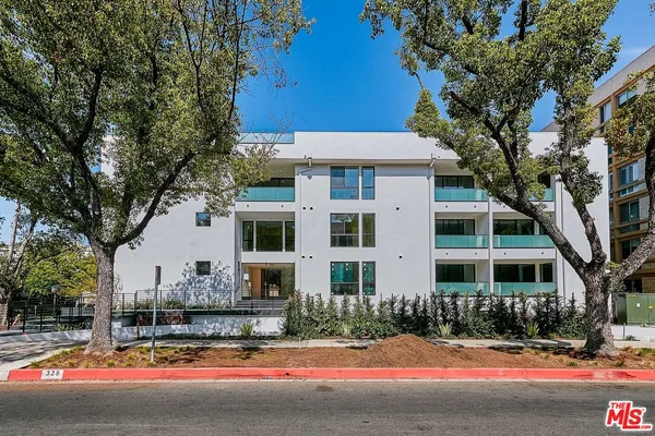 $4,800 | 328 North Maple Drive, Unit 101, Beverly Hills, CA 90210