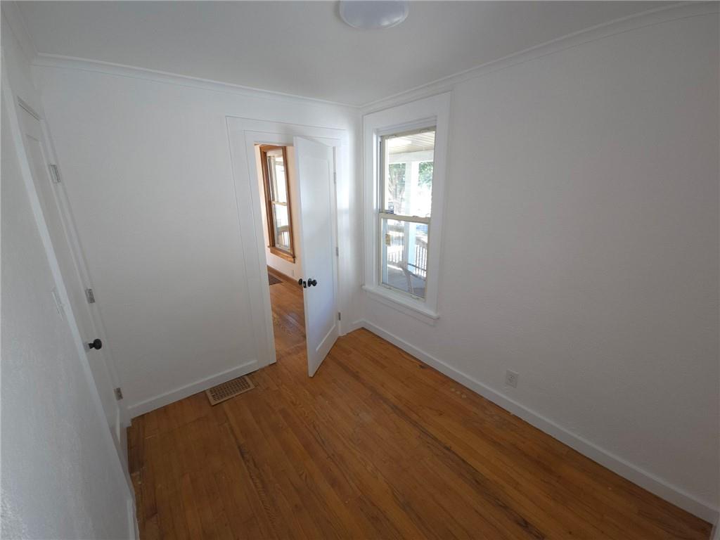 4703 Terrace Street Kansas City, MO 64112 - Photo 31 of 35