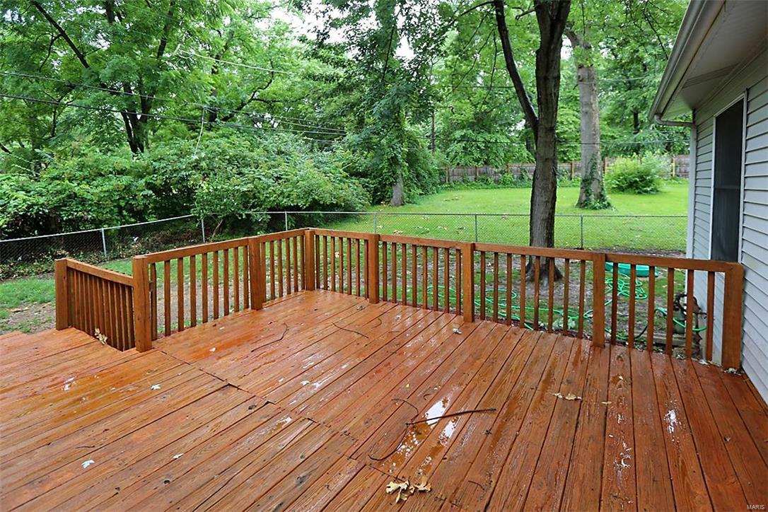 8107 MacKenzie Road St. Louis, MO 63123 - Photo 19 of 20 Gallery Image 19