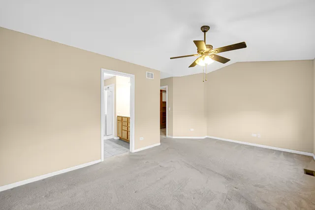 $365,000 | 1104 Loganbury Court, Elgin, IL 60120