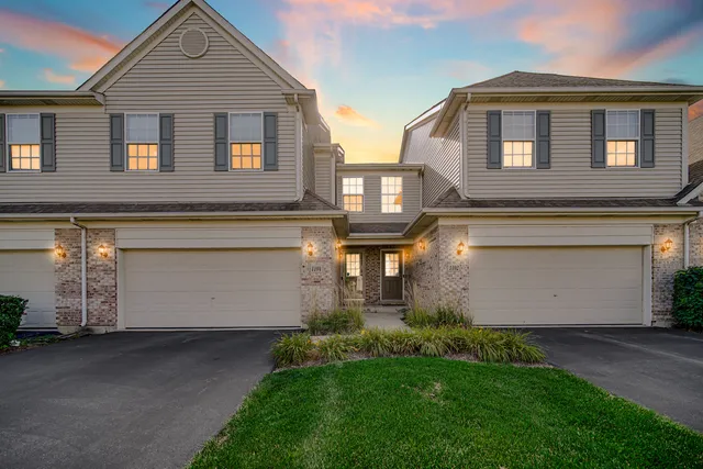 $365,000 | 1104 Loganbury Court, Elgin, IL 60120