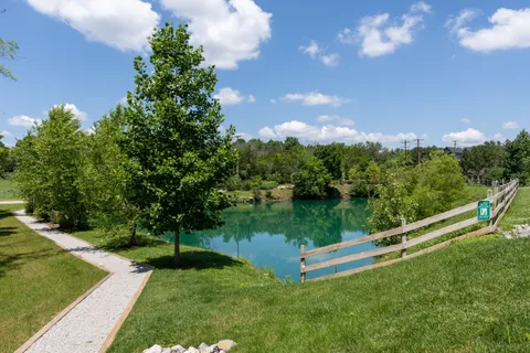 $314,900 | 258 Arrowhead Drive, Nashville, TN 37216