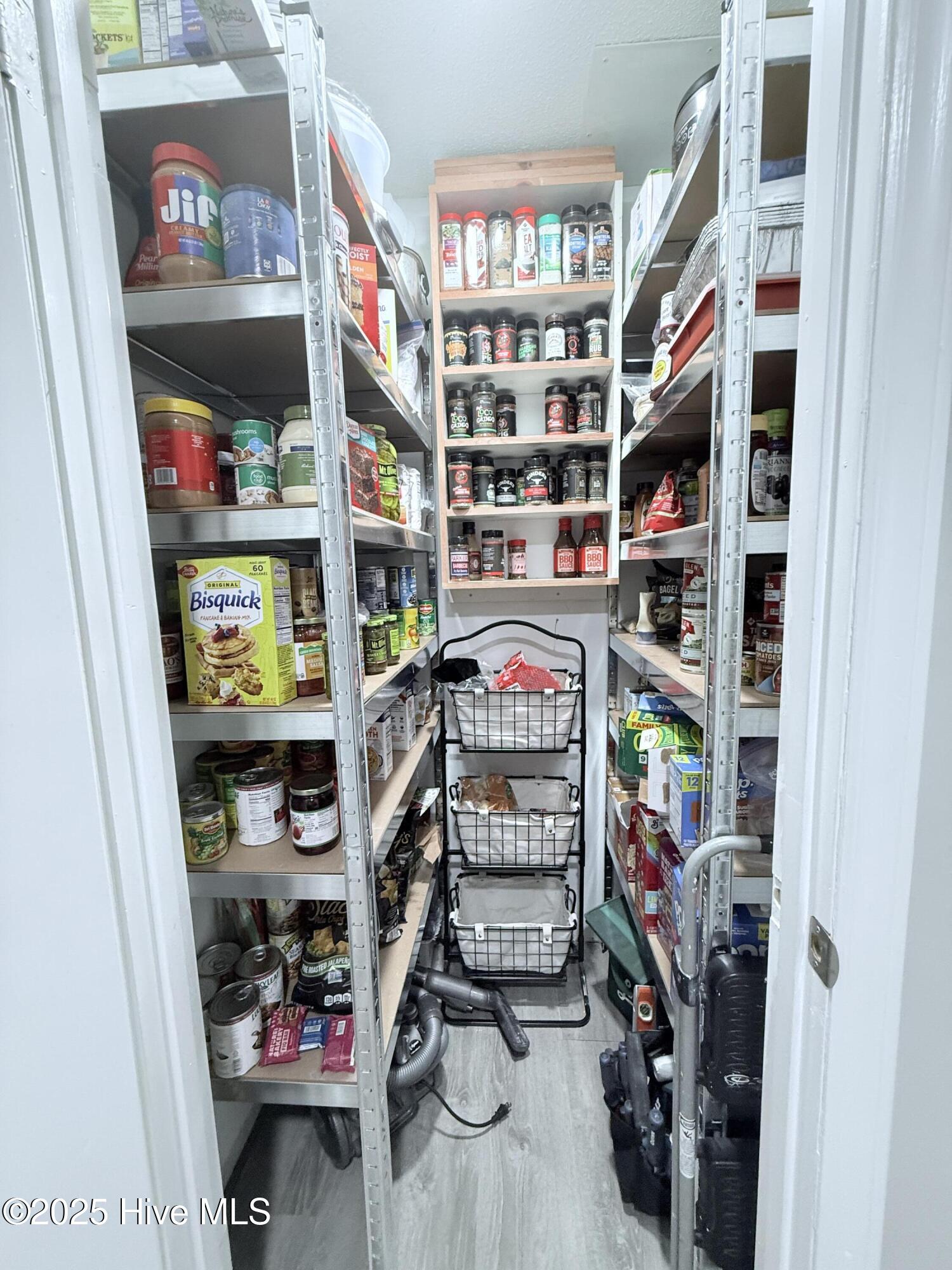 5405 Cedar Tree Lane Emerald Isle, NC 28594 - Photo 32 of 67 Pantry