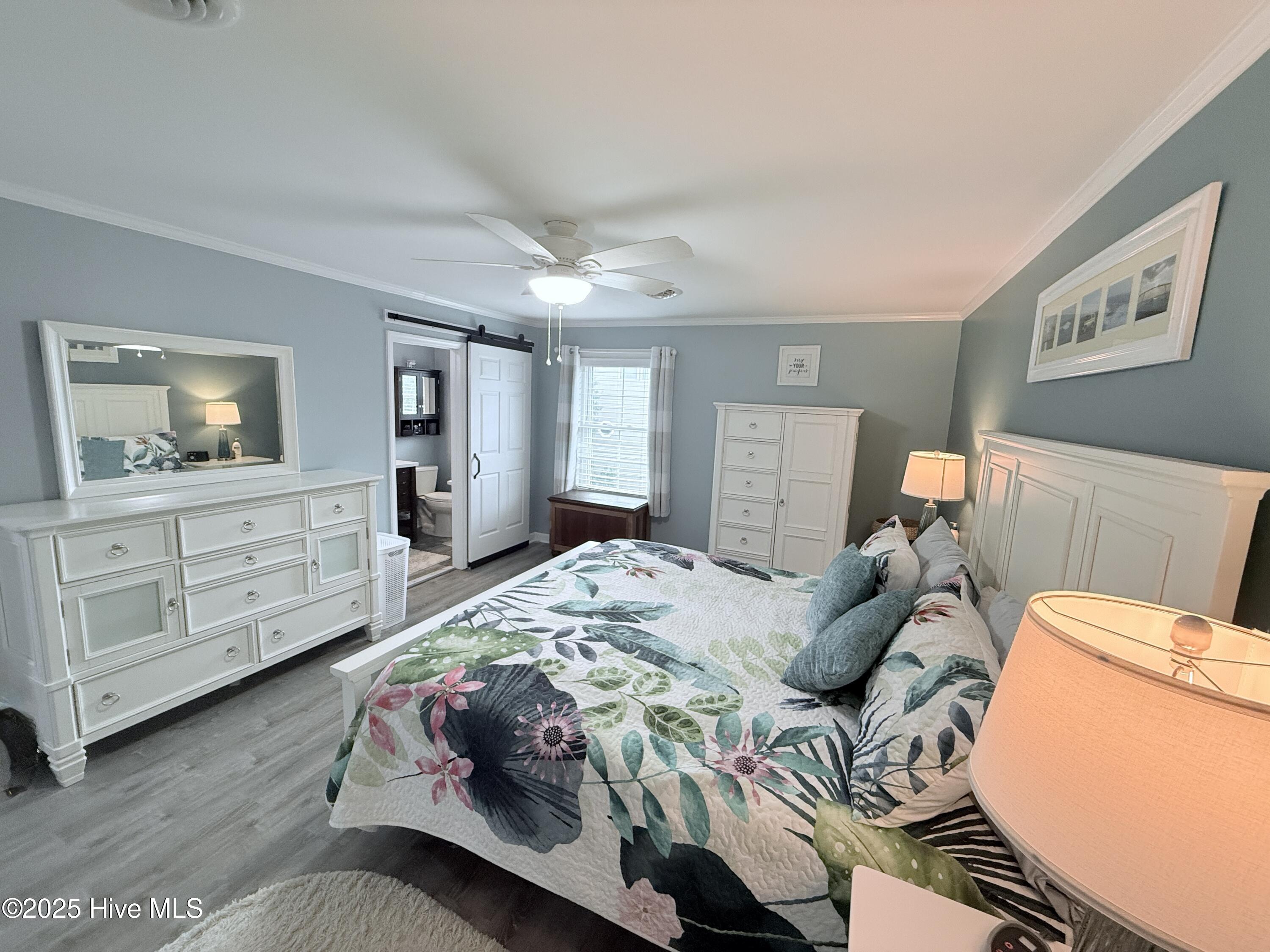 5405 Cedar Tree Lane Emerald Isle, NC 28594 - Photo 35 of 67 Upstairs Primary Bedroom