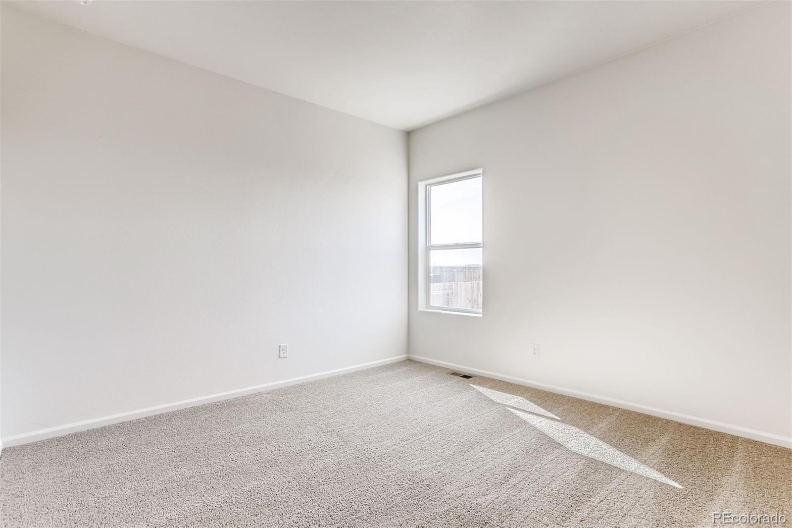 367 Walnut Street Bennett, CO 80102 - Photo 12 of 22