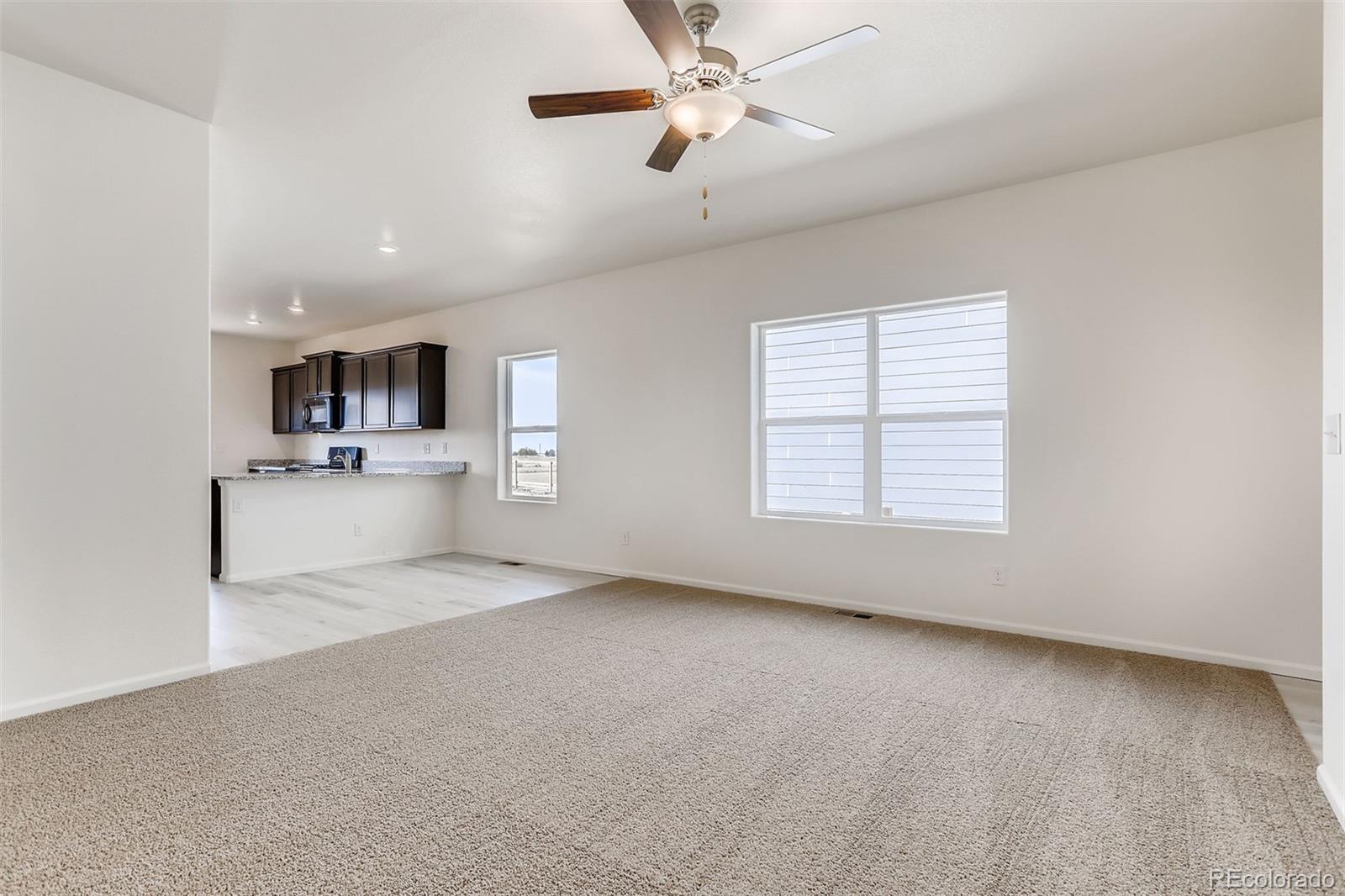 367 Walnut Street Bennett, CO 80102 - Photo 4 of 22