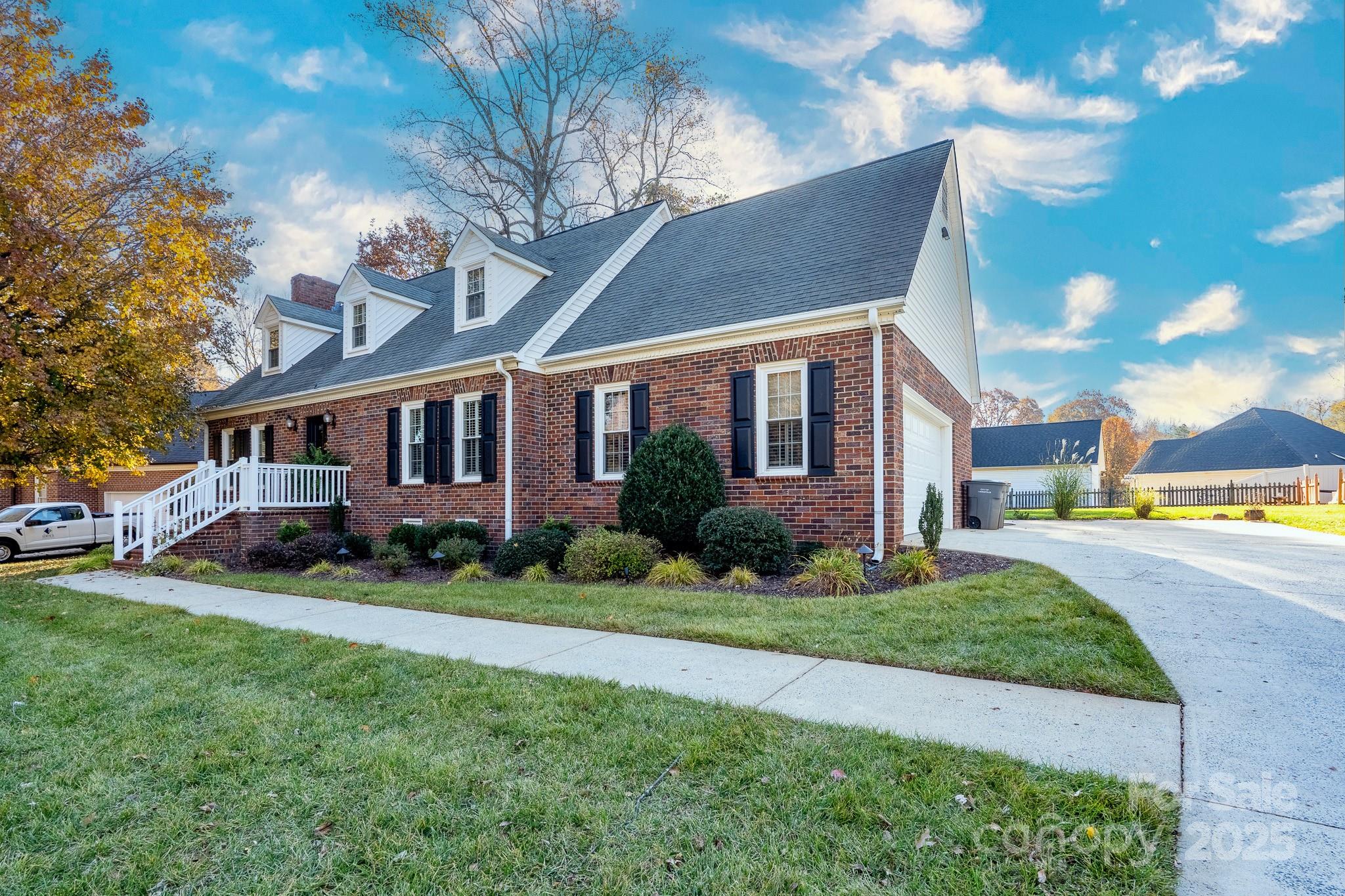 621 Peacehaven Road Kannapolis, NC 28083 - Photo 6 of 44 a front view of a house with a yard
