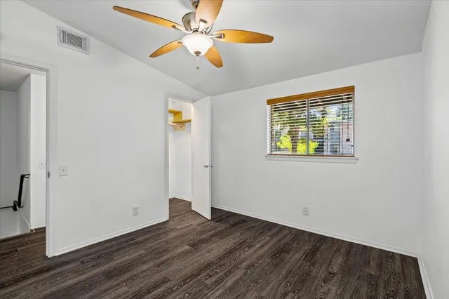 $1,950 | 1304 Mariposa Drive, Unit 156, Austin, TX 78704