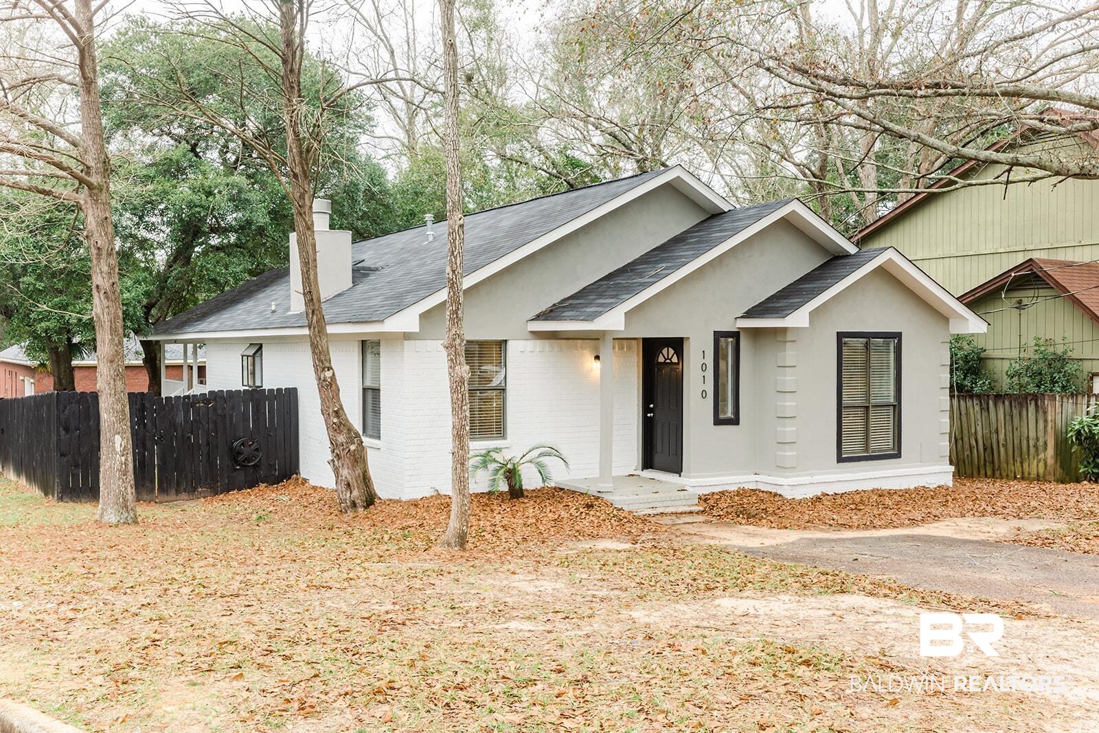1010 McCay Avenue Mobile, AL 36609 - Photo 1 of 42