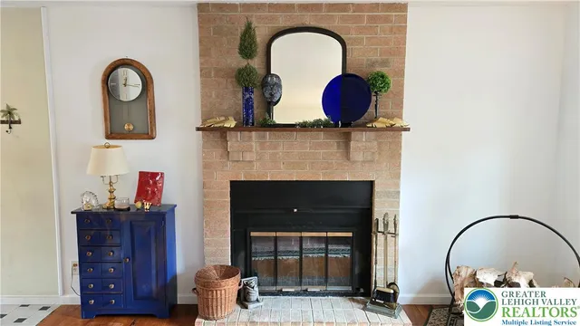 $325,000 | 1391 Presidential Drive, Whitehall, PA 18052