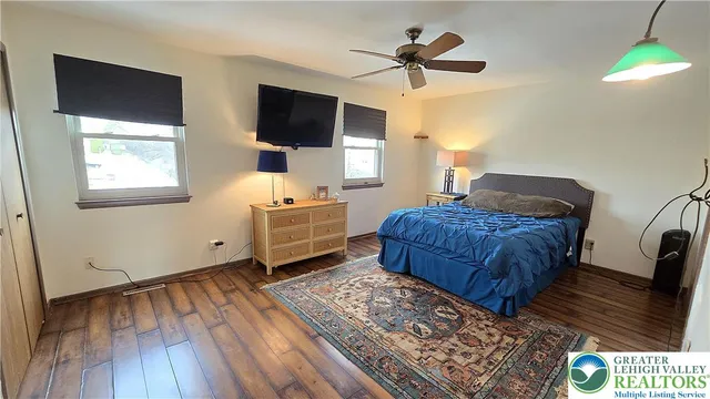 $325,000 | 1391 Presidential Drive, Whitehall, PA 18052