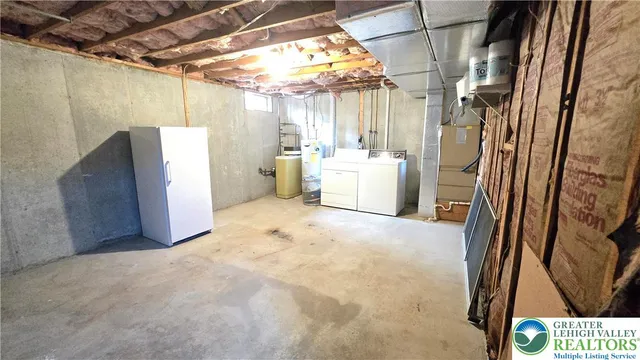 $325,000 | 1391 Presidential Drive, Whitehall, PA 18052