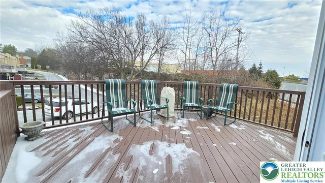 $325,000 | 1391 Presidential Drive, Whitehall, PA 18052