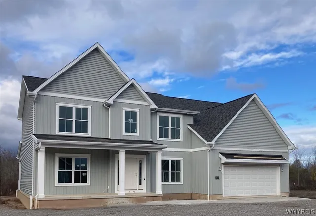 $849,900 | 5676 Dorothy Circle, Clarence, NY 14032