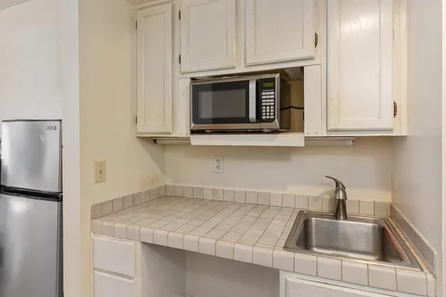 $2,000,000 | 117 Lost Creek Lane, Unit 31, Telluride, CO 81435