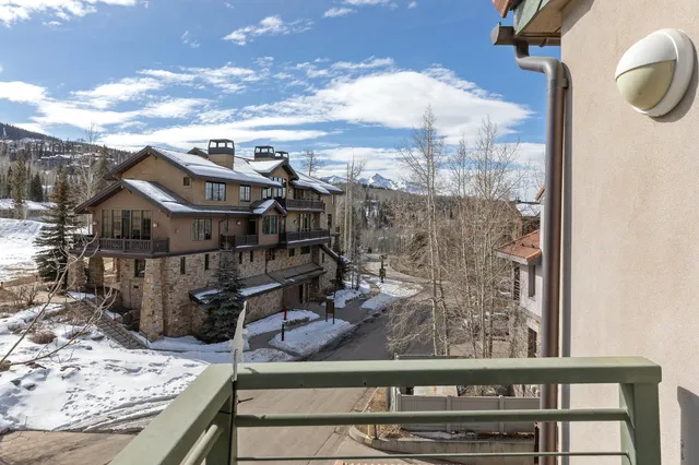 $2,000,000 | 117 Lost Creek Lane, Unit 31, Telluride, CO 81435