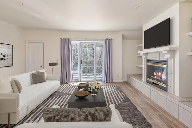 $2,000,000 | 117 Lost Creek Lane, Unit 31, Telluride, CO 81435