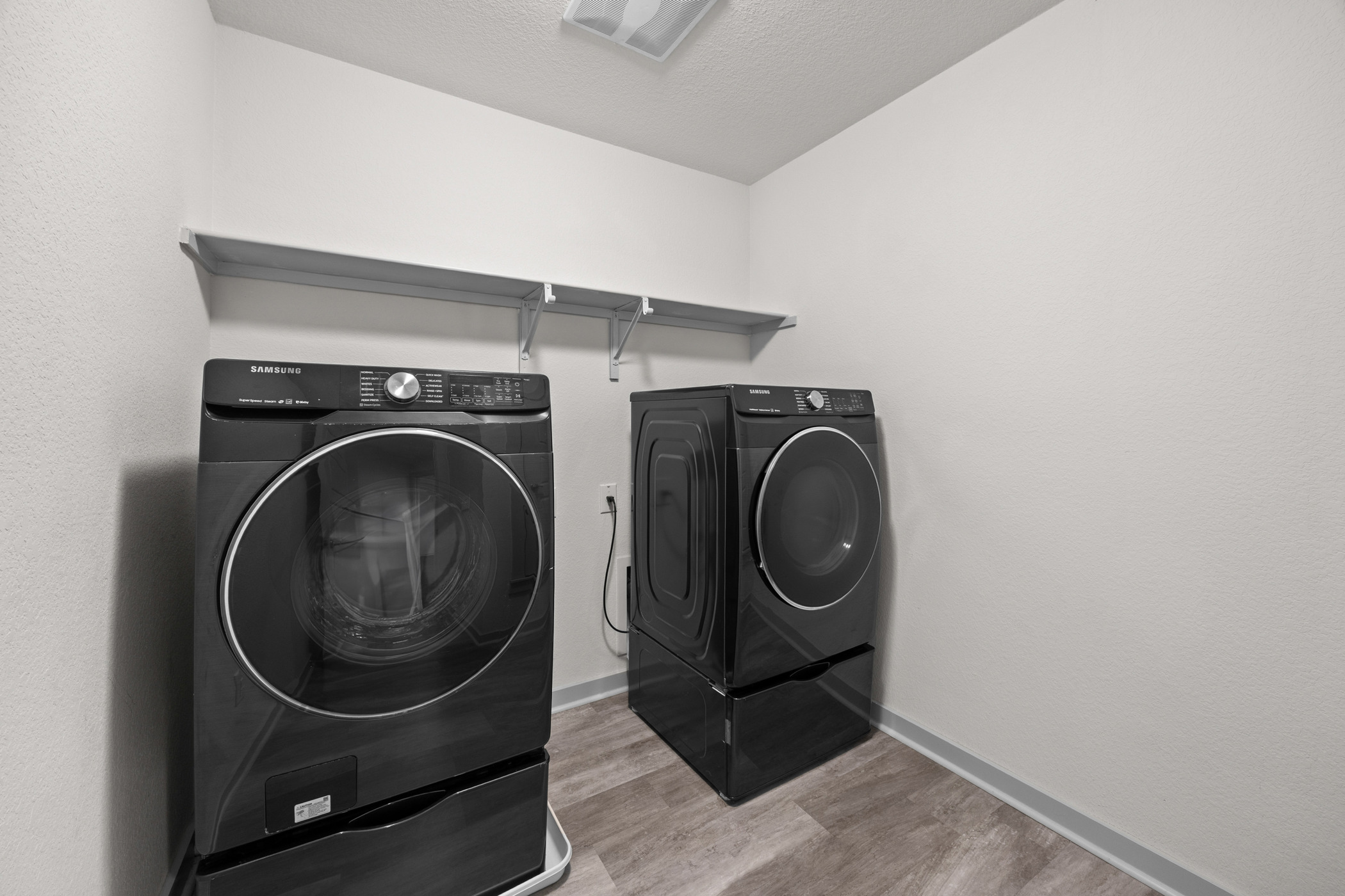 8324 Mimi Lane Austin, TX 78724 - Photo 28 of 40 Washer and Dryer comes with the home