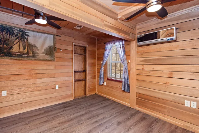 $299,900 | 244 Dickerson Street, Altamont, TN 37301