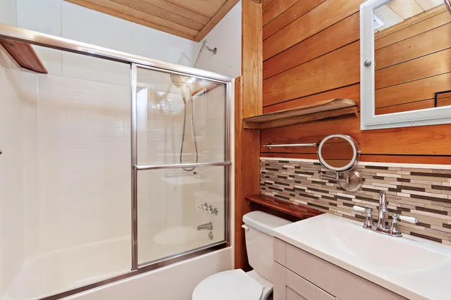 $299,900 | 244 Dickerson Street, Altamont, TN 37301