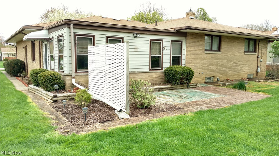 13675 Newton Road Cleveland, OH 44130 - Photo 2 of 27 Gallery Image 2