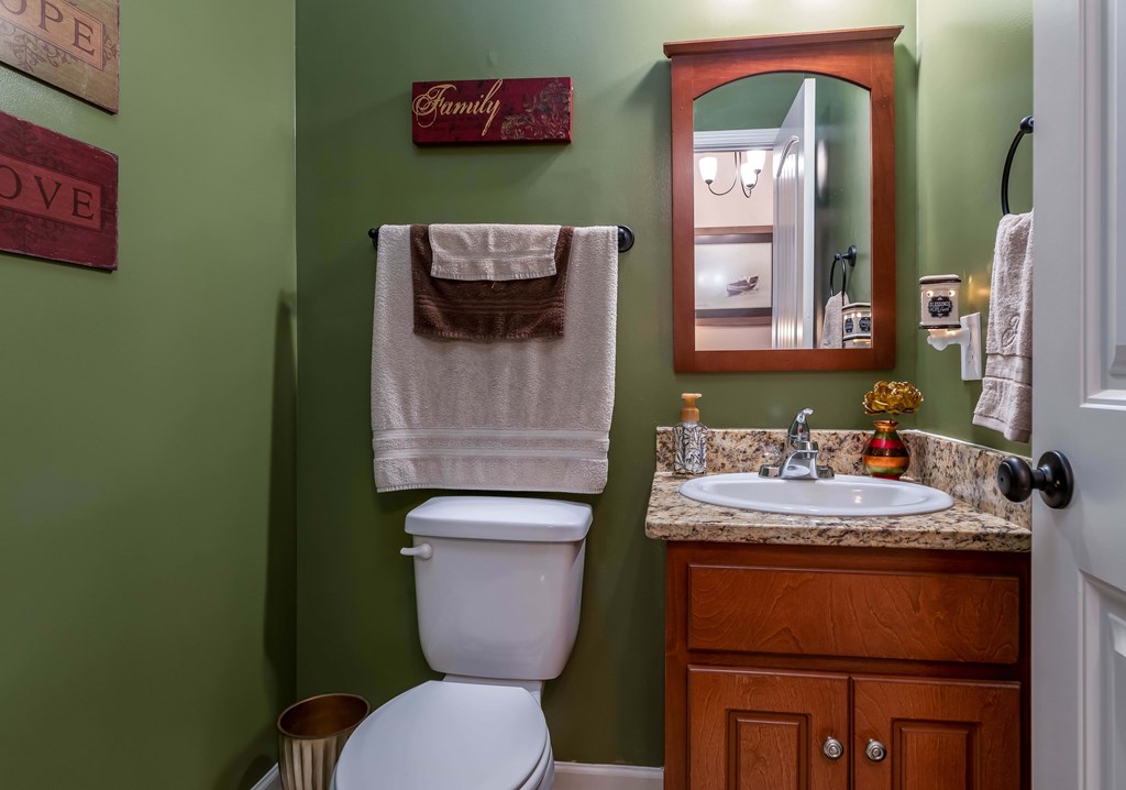 93 Roseanne Loop Hamilton, GA 31811 - Photo 3 of 22 Half Bath on Main