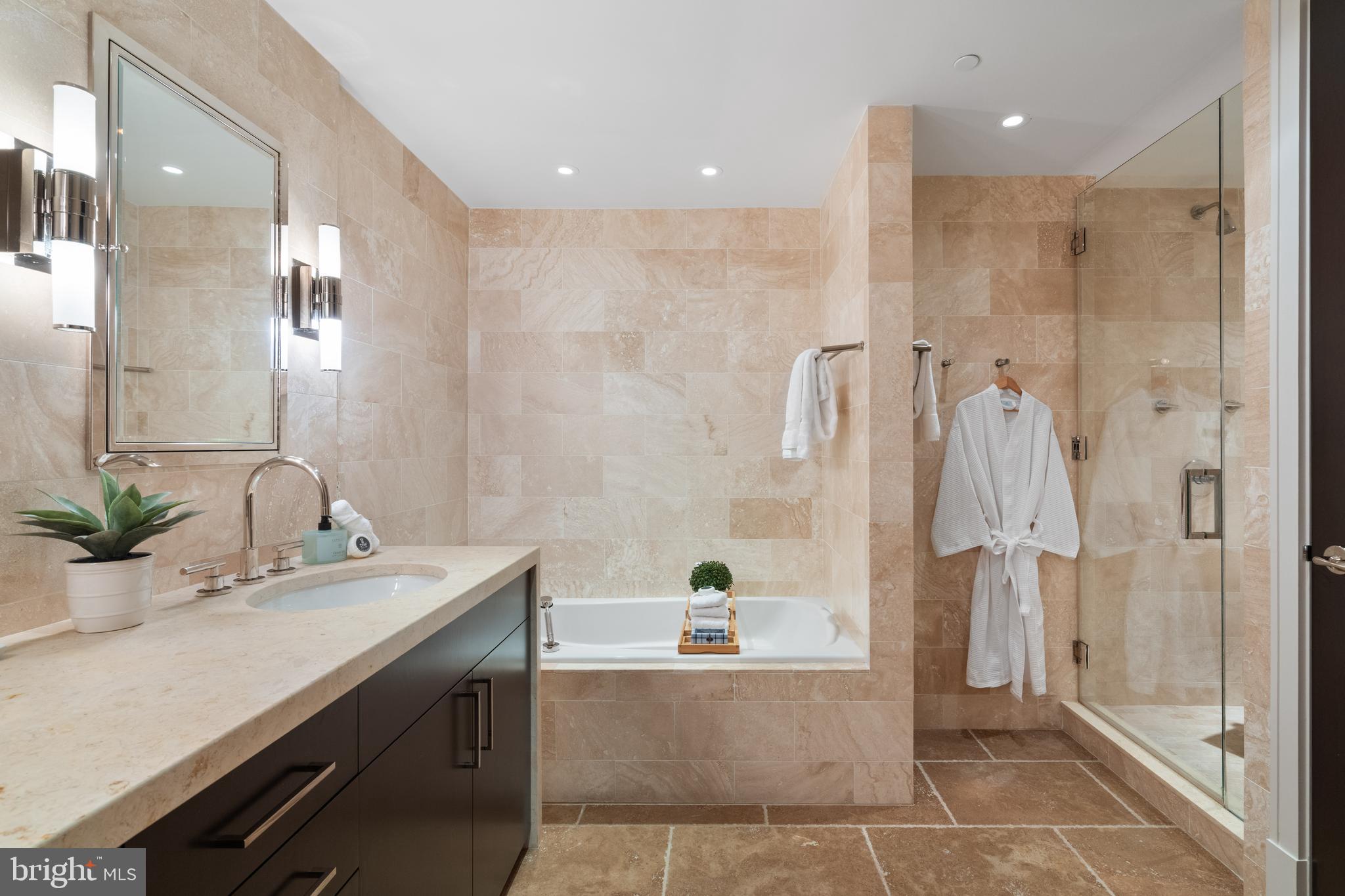 11990 Market Street, Unit 2101 Reston, VA 20190 - Photo 41 of 103 Owner's bath