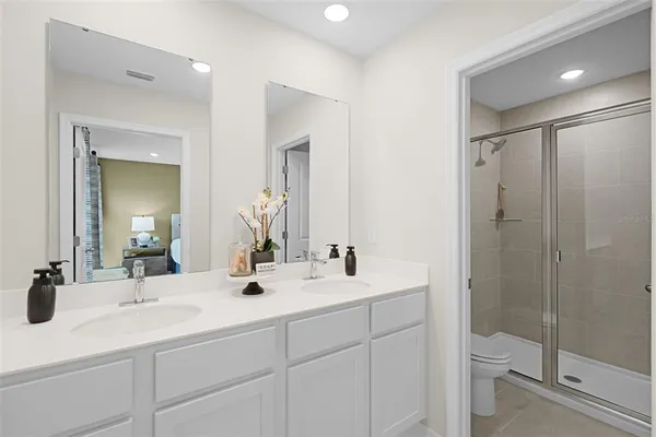 $419,999 | 4692 Winding River Road, Orlando, FL 32822