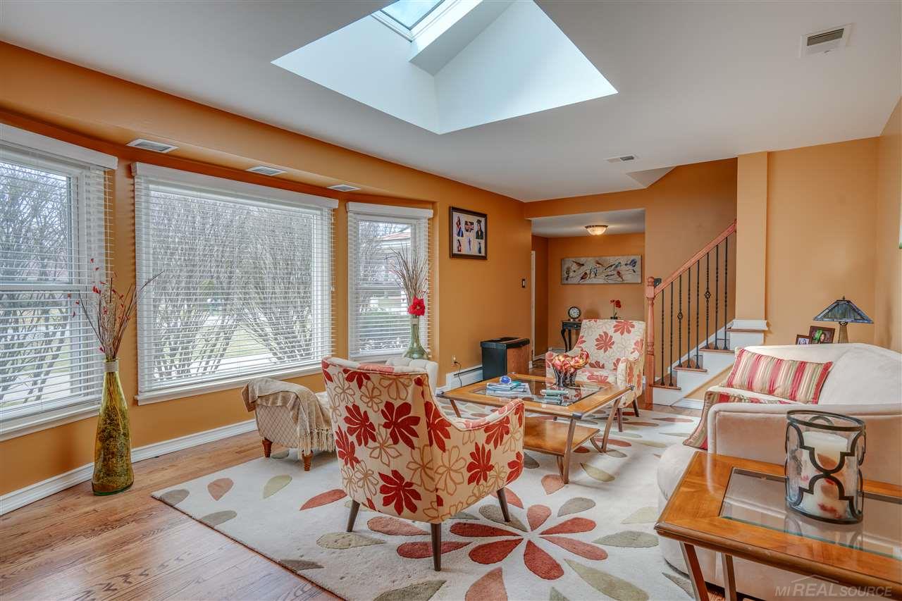 29360 Bermuda Lane Southfield, MI 48076 - Photo 11 of 38