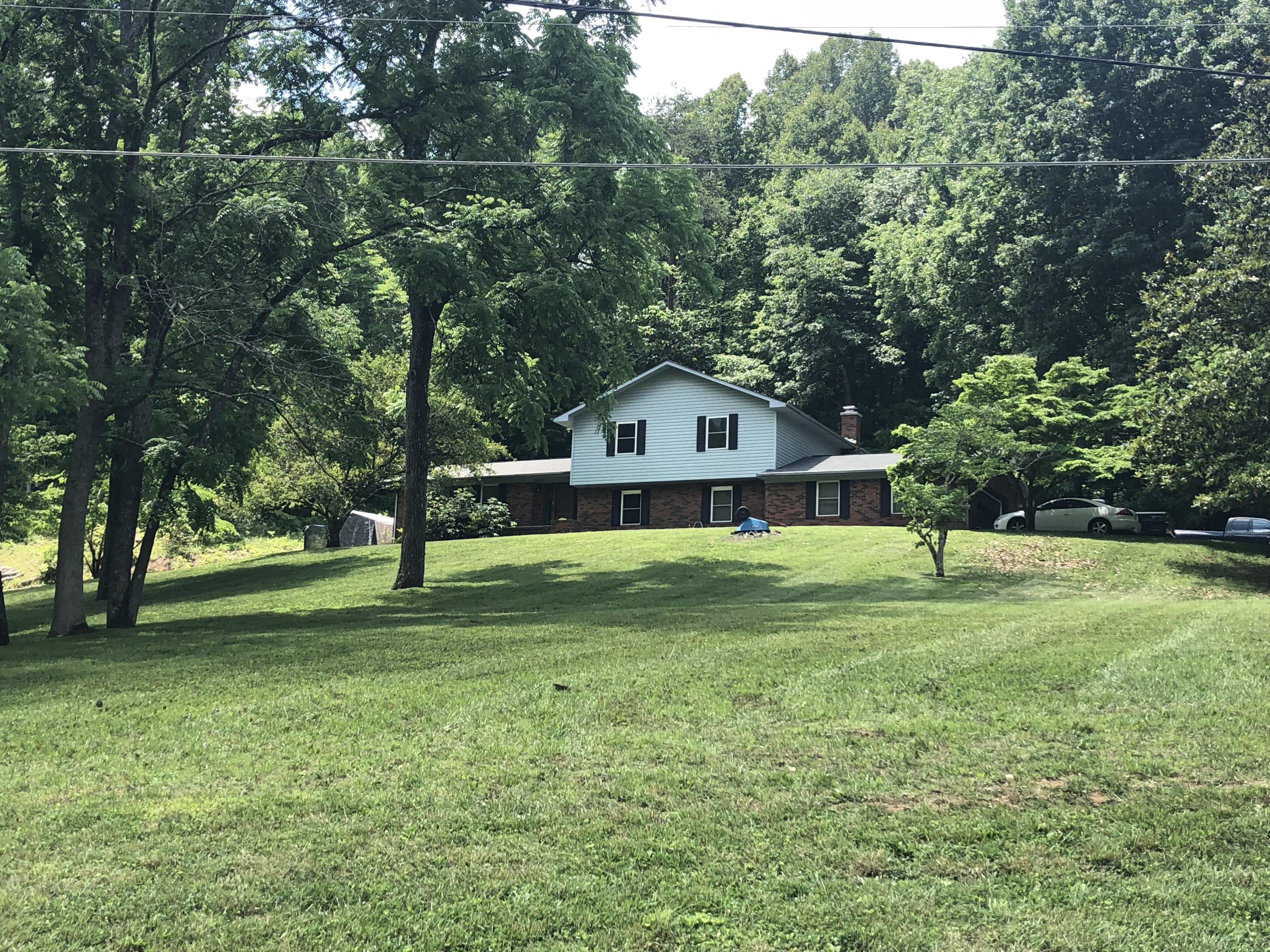 9913 Elkins Road Heiskell, TN 37754 - Photo 4 of 27 front