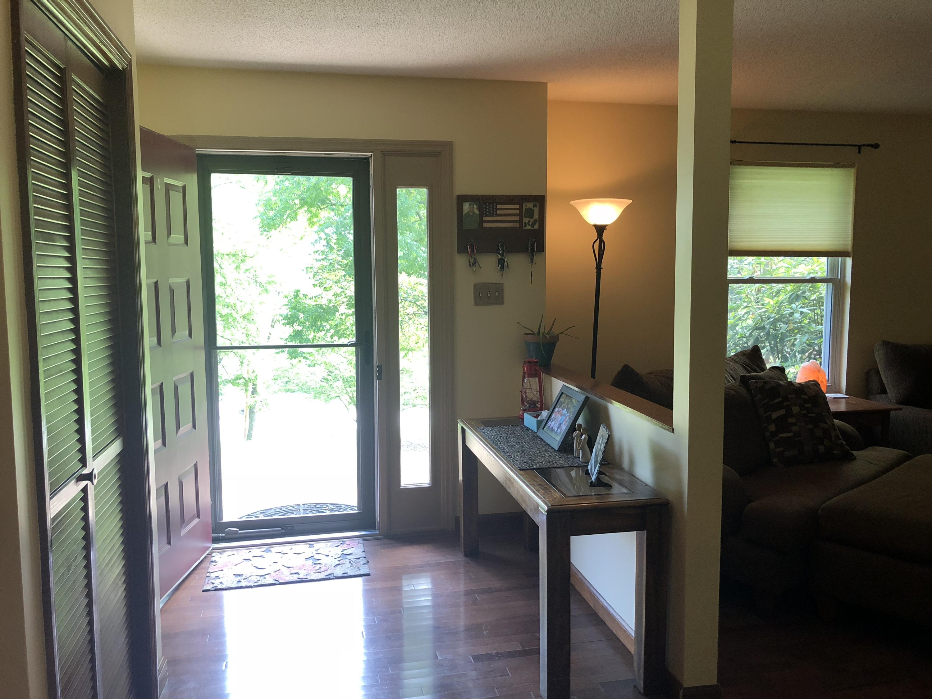 9913 Elkins Road Heiskell, TN 37754 - Photo 7 of 27 entry way
