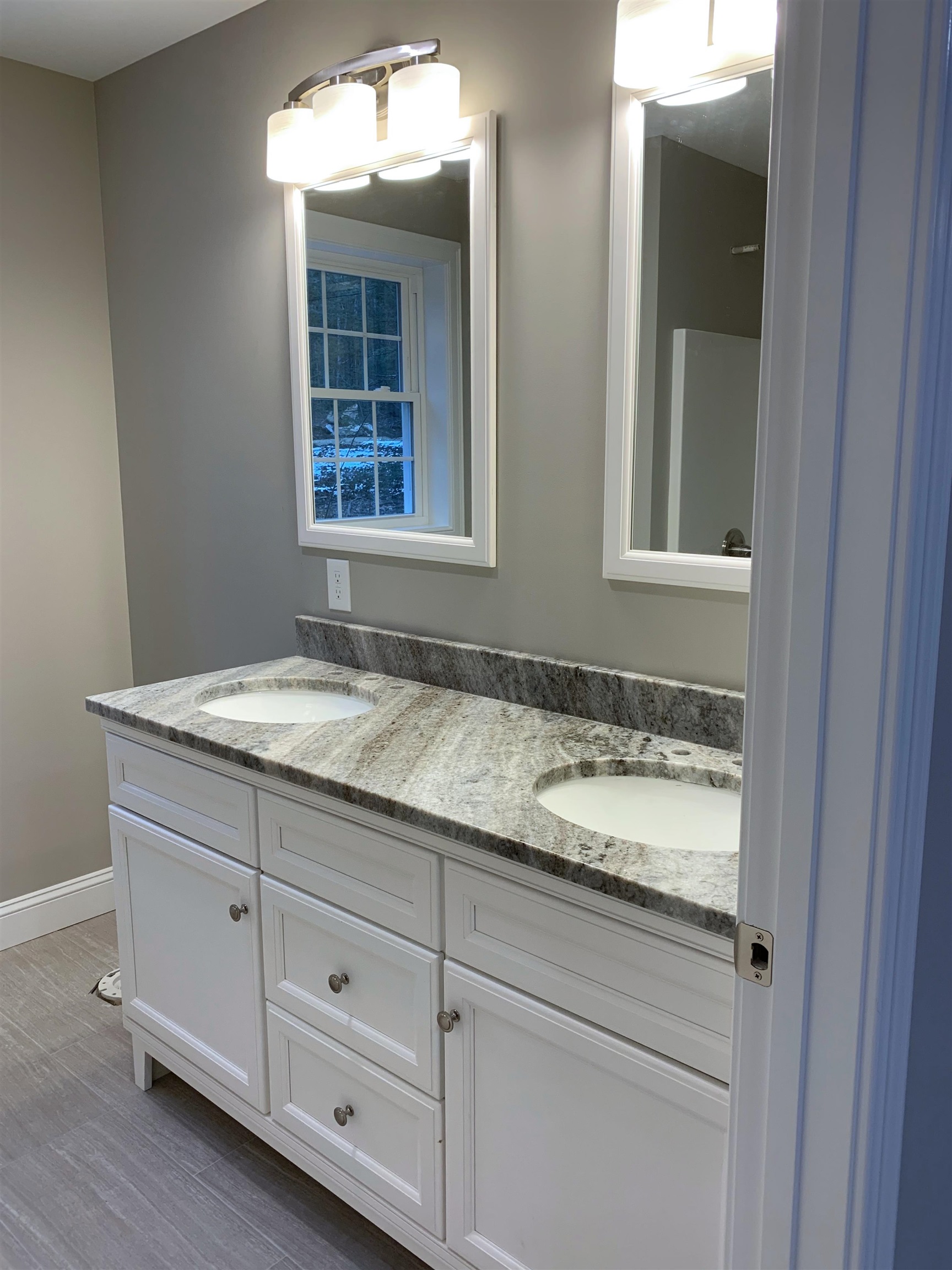 26 Mountain Road Weare, NH 03281 - Photo 11 of 16